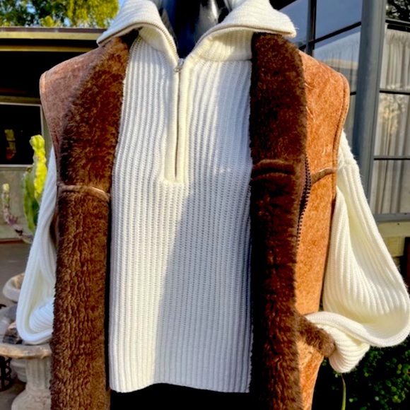 Men's / Women's / Unisex - Vintage New Zealand Sheepskin Wool Vest - Size 40 - Picture 2 of 16